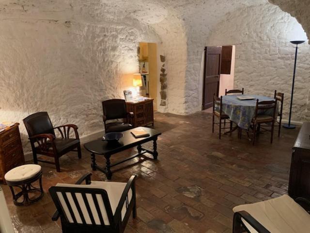 Le Mas De Crieulon Saint-Jean-de-Crieulon Kültér fotó